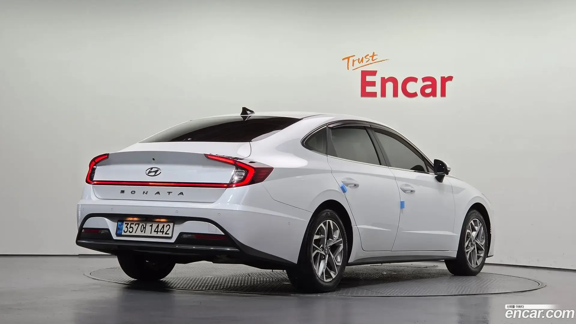 Main__Slider__Photo:Sonata Hyundai 2020.11-1