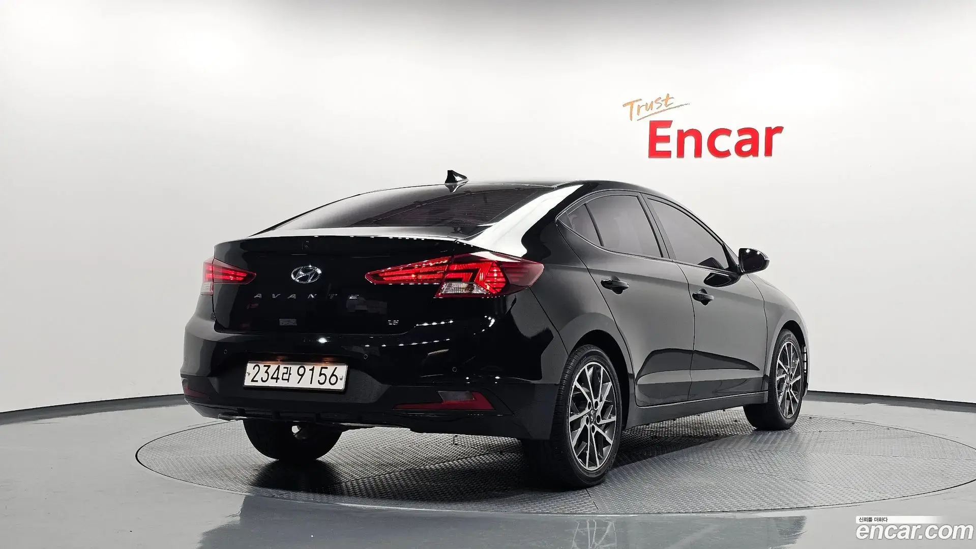 Main__Slider__Photo:AVANTE Hyundai 2019.8-1