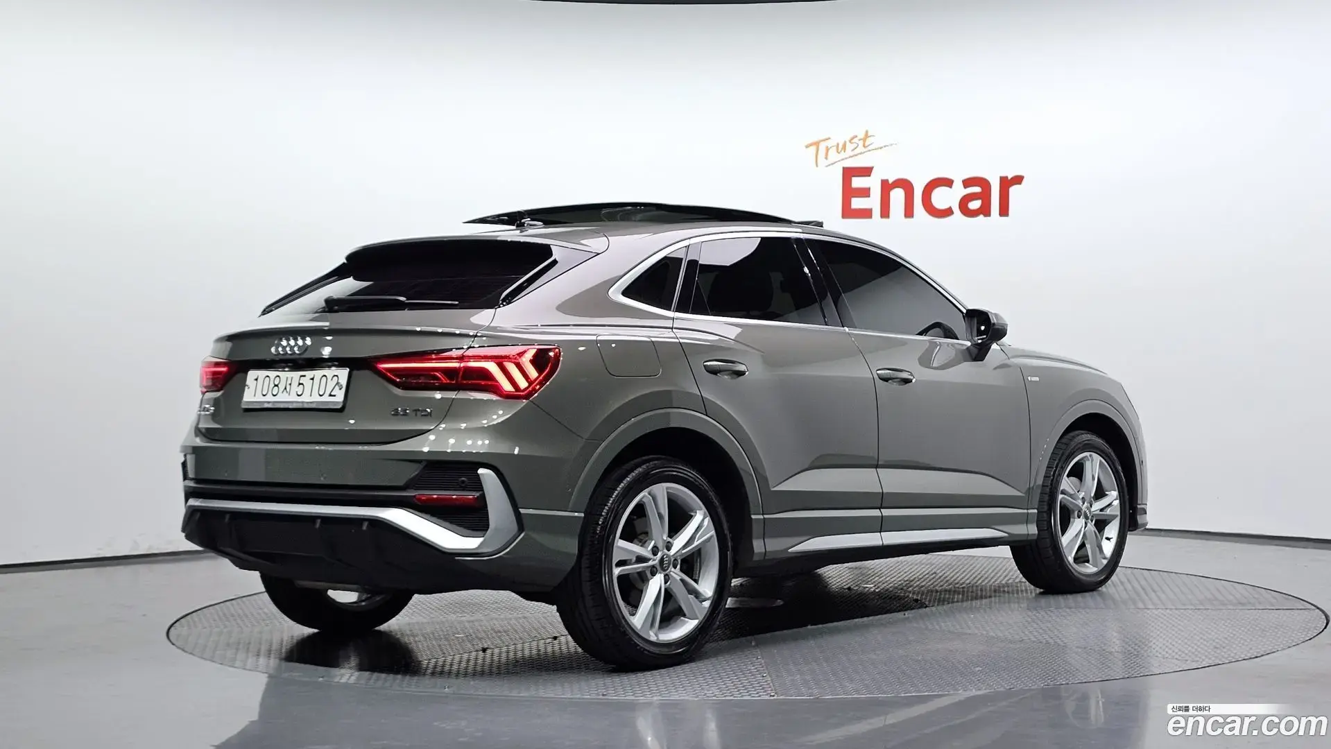 Main__Slider__Photo:Q3 Audi 2020.6-1