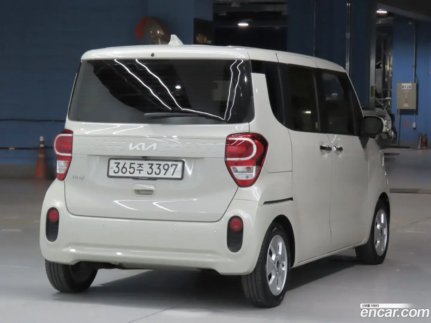 Main__Slider__Photo:RAY Kia 2021.11-1
