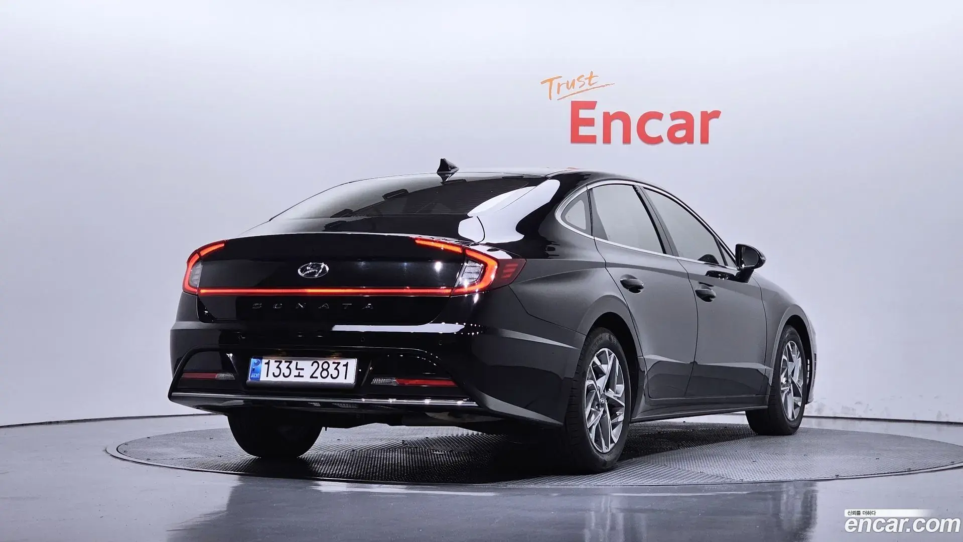 Main__Slider__Photo:Sonata Hyundai 2022.3-1