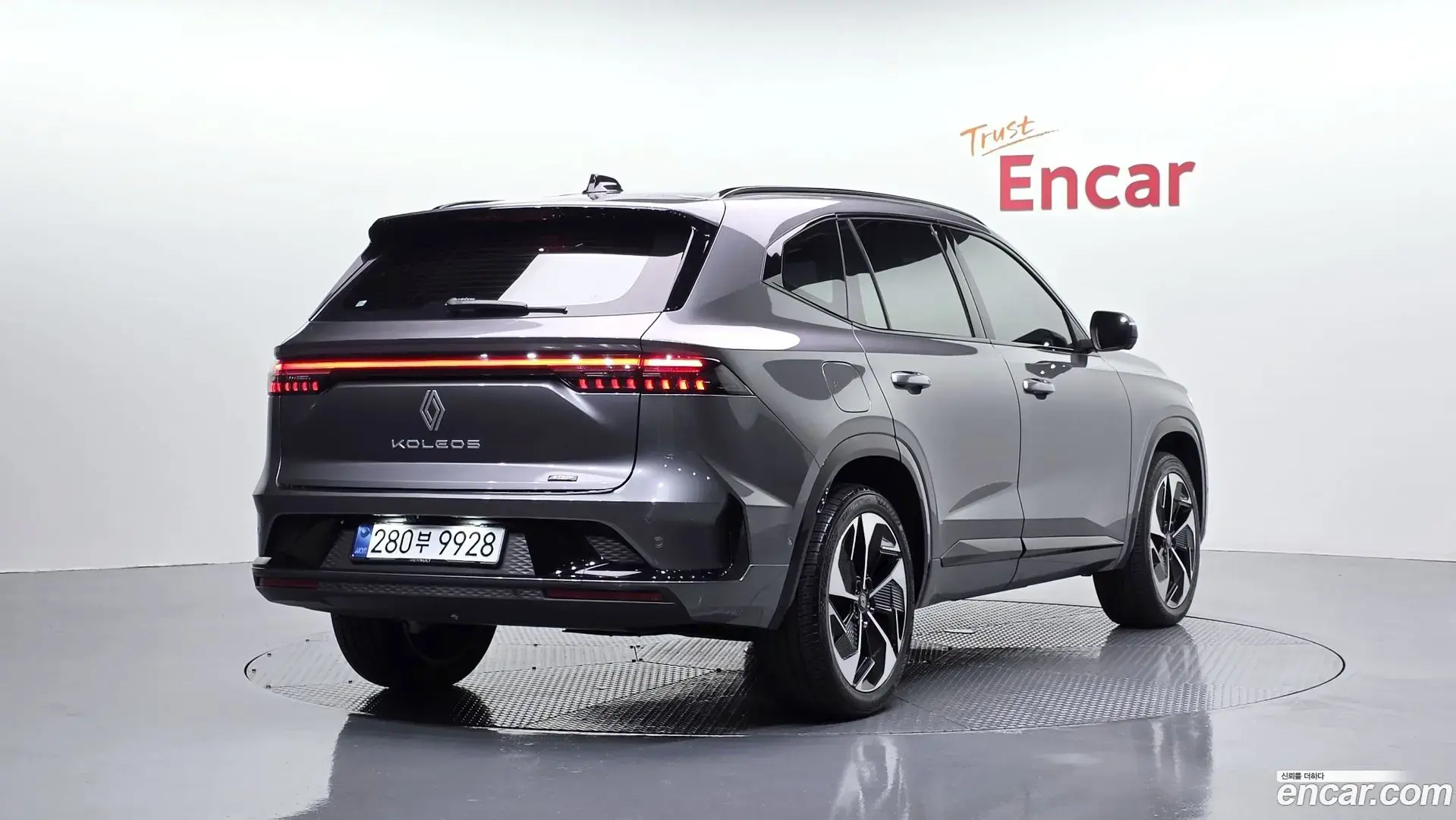 Main__Slider__Photo:Grand Koleos Renault Korea 2025.5-1