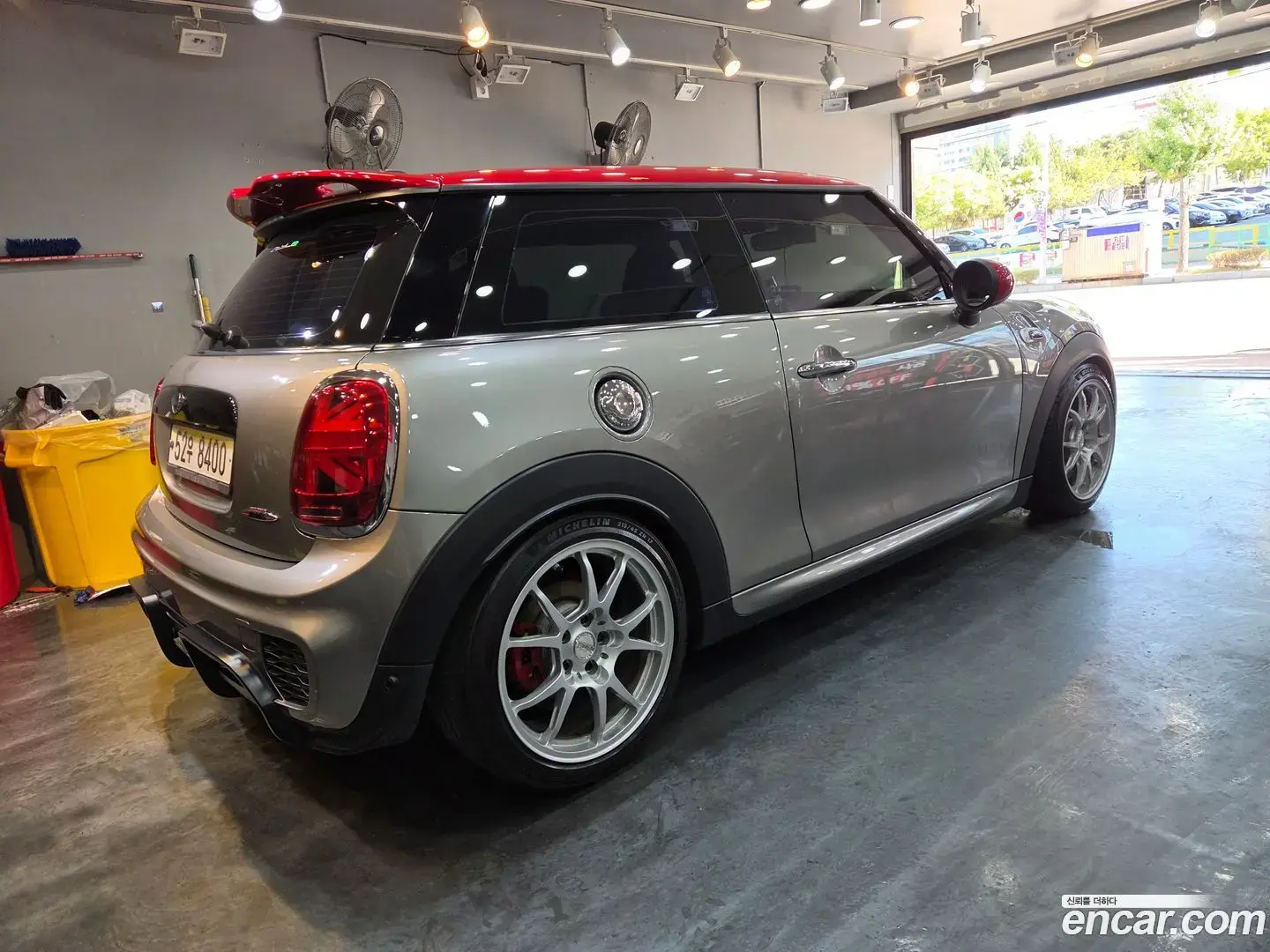 Main__Slider__Photo:Cooper Mini 2017.2-1
