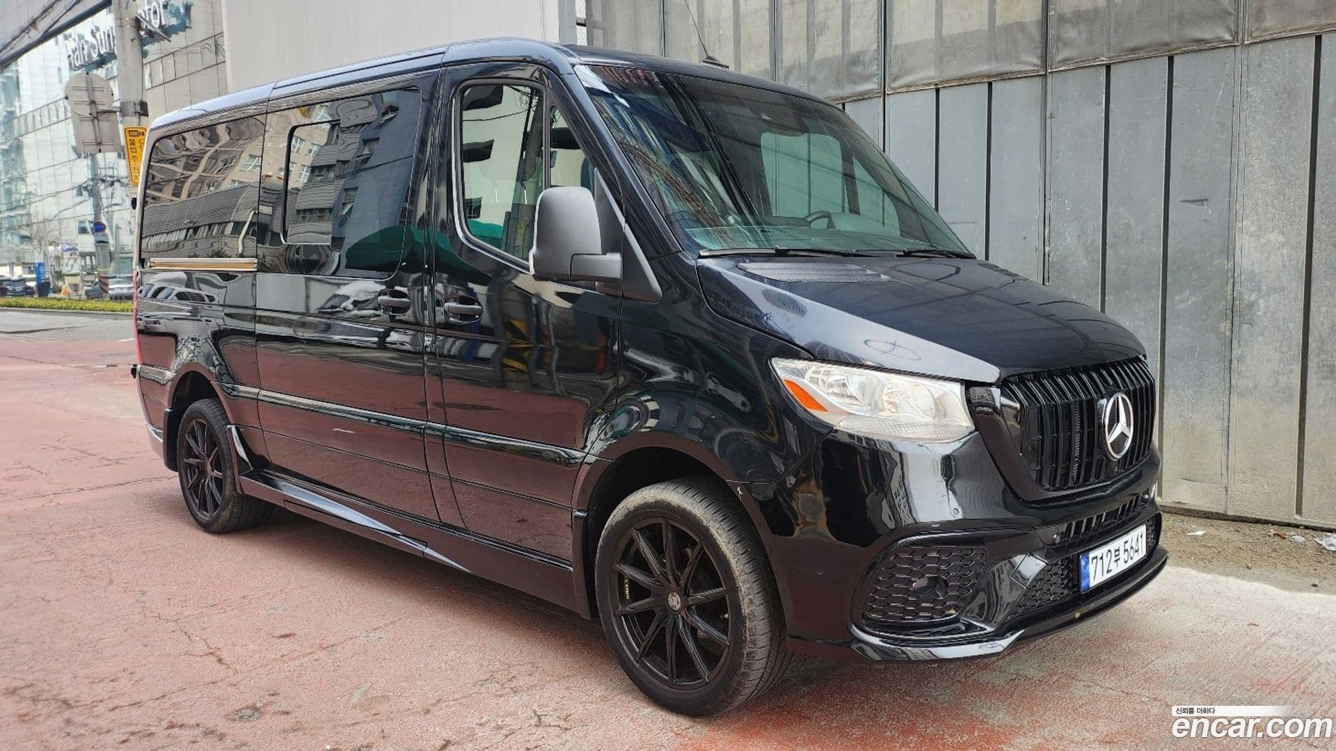 Main__Slider__Photo:Sprinter Mercedes-Benz 2021.11-0