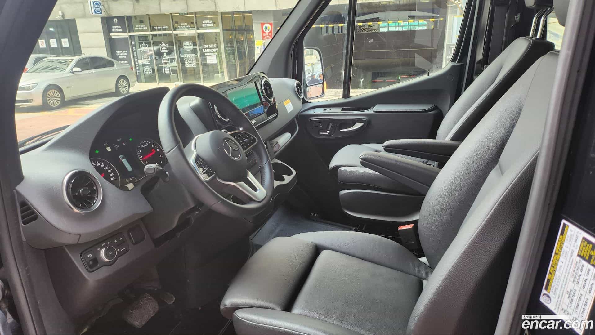 Sprinter Mercedes-Benz 2021.11-OPTION-016