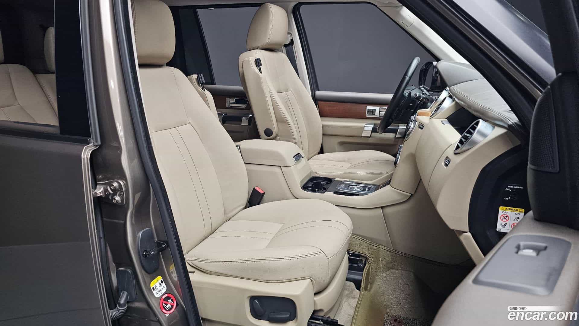 Discovery Land Rover 2015.10-INNER-010