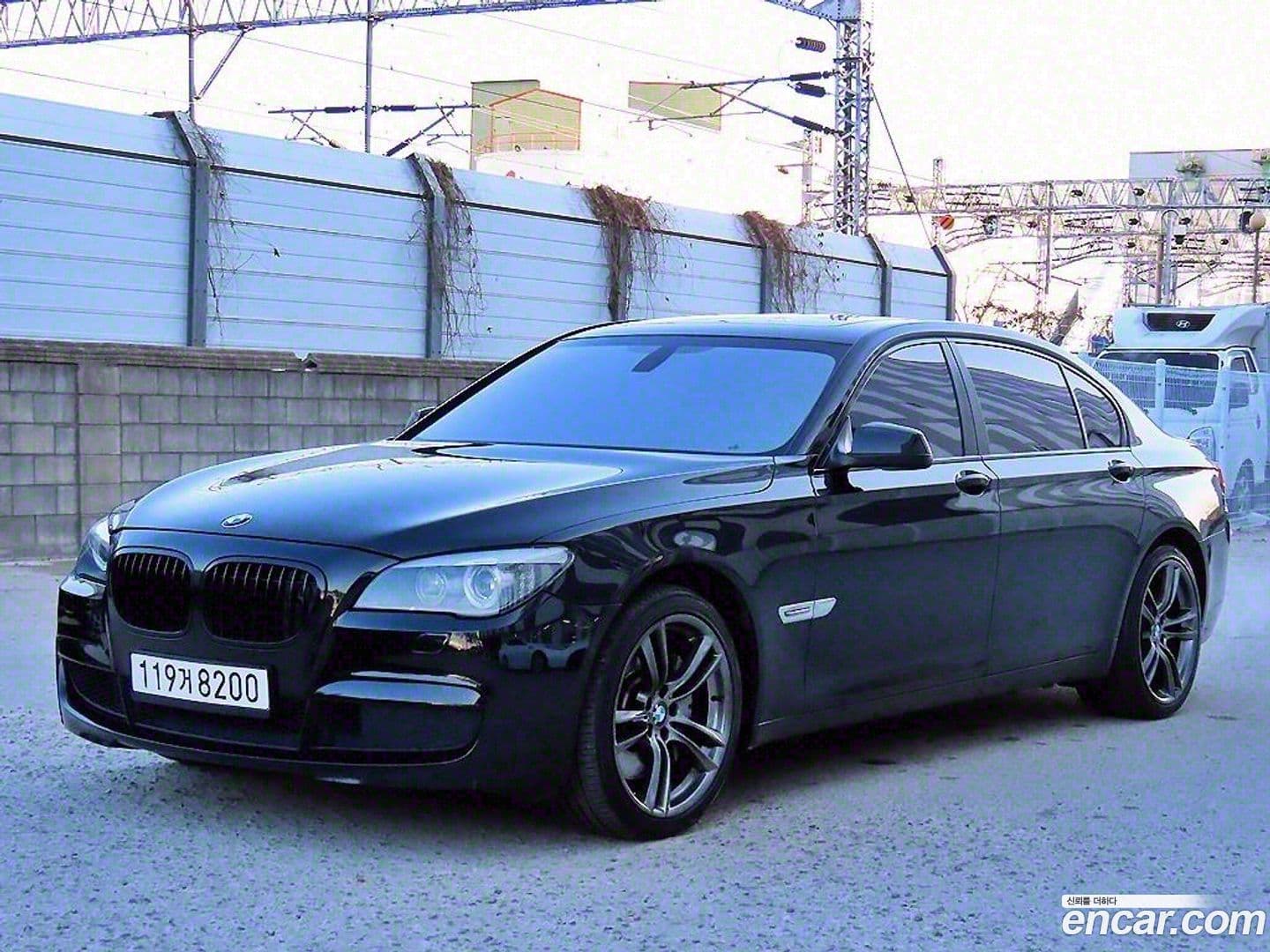 Main__Slider__Photo:7-Series BMW 2010.1-0