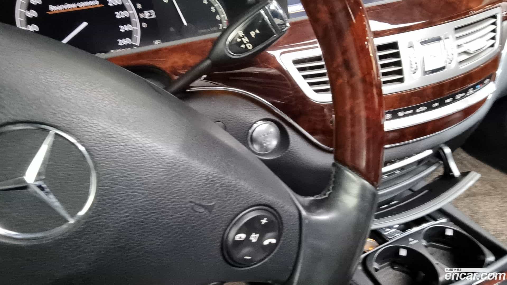 S-Class Mercedes-Benz 2006.9-OPTION-020