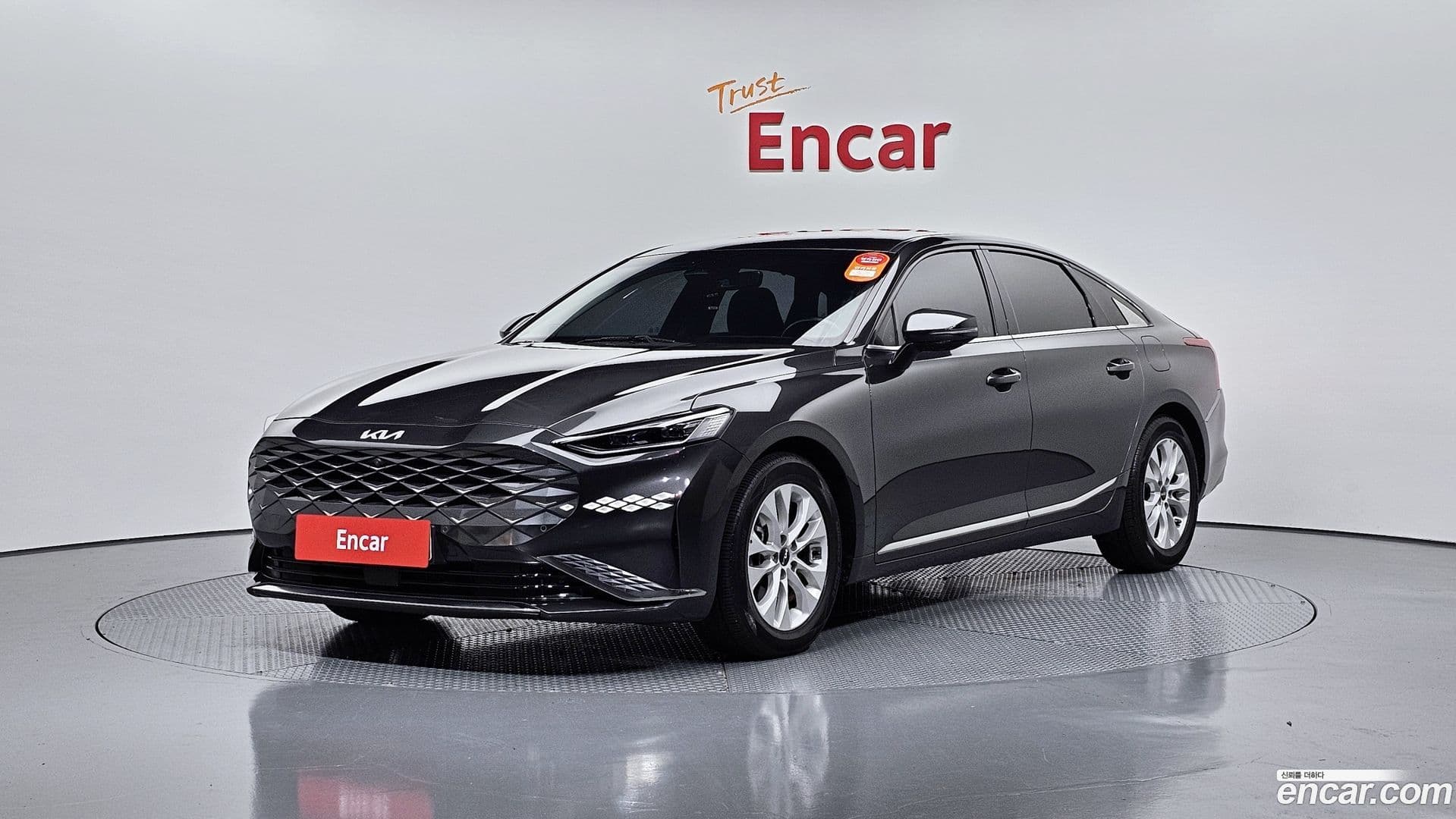 Main__Slider__Photo:K8 Kia 2021.4-0