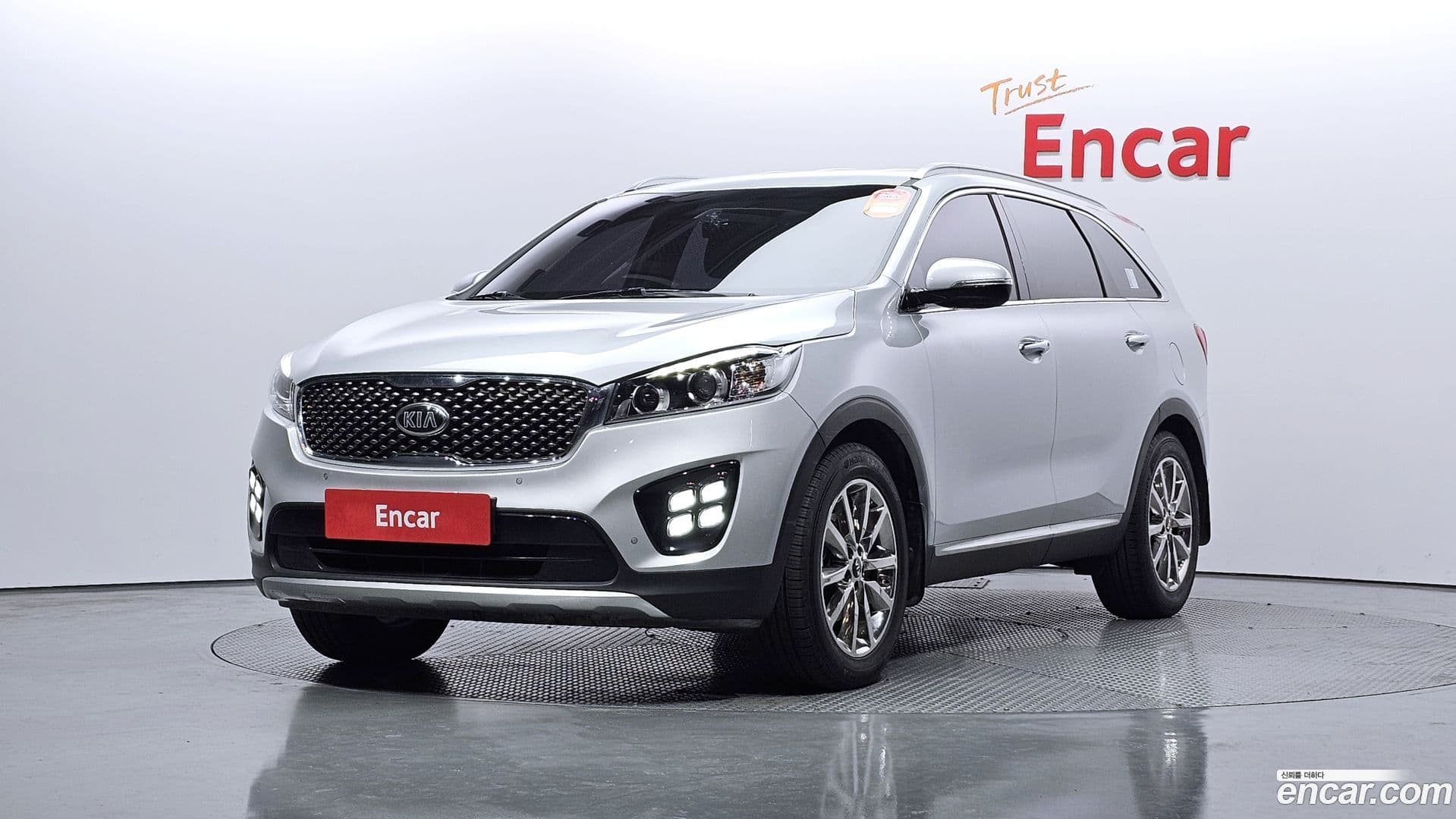Main__Slider__Photo:Sorento Kia 2017.6-0