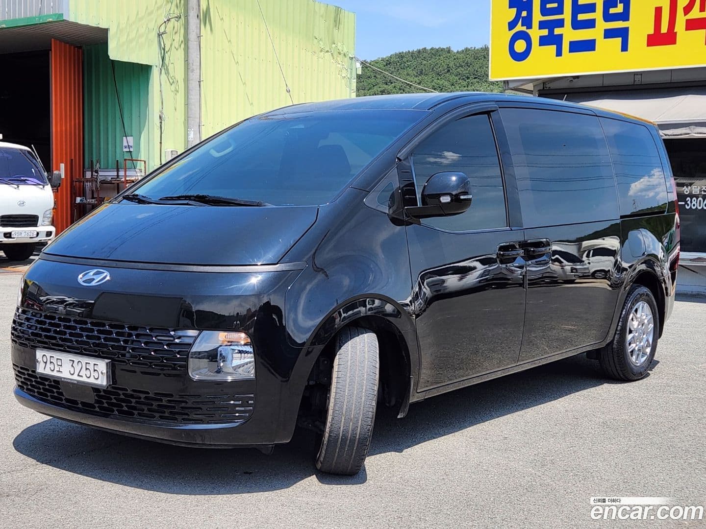 Main__Slider__Photo:Staria Hyundai 2021.6-0
