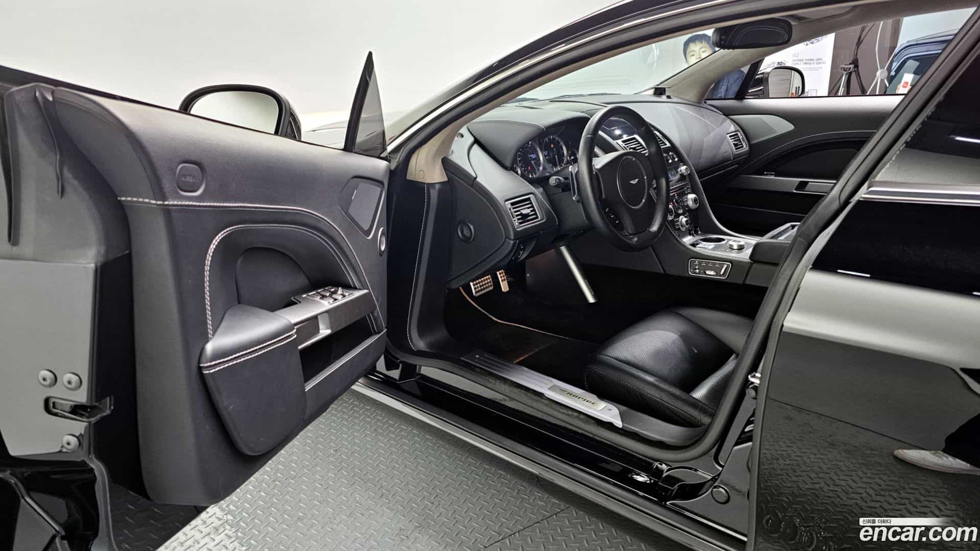 Rapide Astonmartin 2010.7-OPTION-015