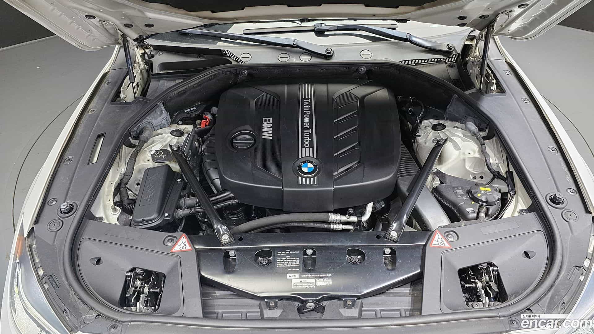 Gran Turismo BMW 2014.5-INNER-006