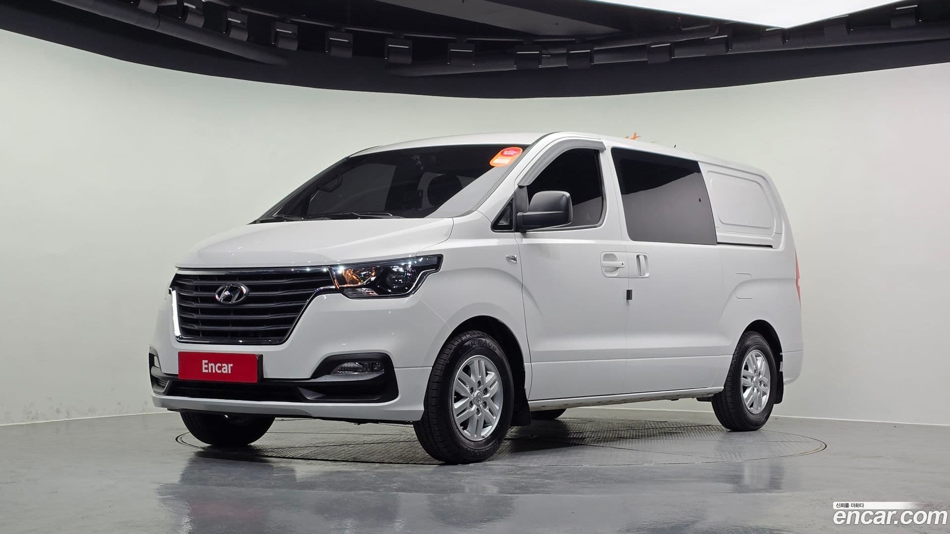 Main__Slider__Photo:Starex Hyundai 2020.9-0