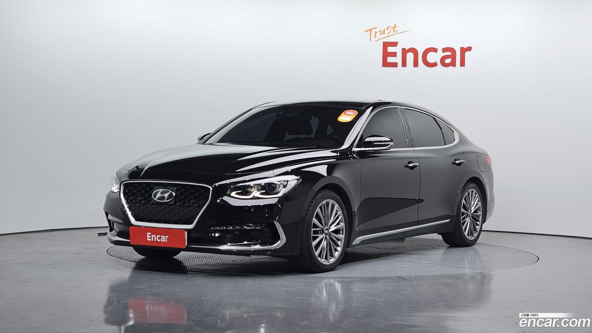 Main__Slider__Photo:Grandeur Hyundai 2019.0-0