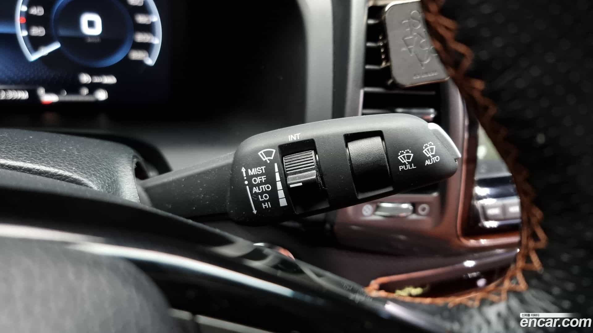 Rexton KG Mobility 2022.1-INNER-009