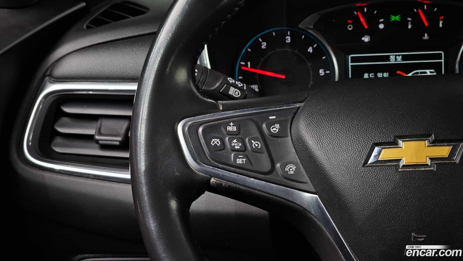 Equinox Chevrolet 2018.6-OPTION-018