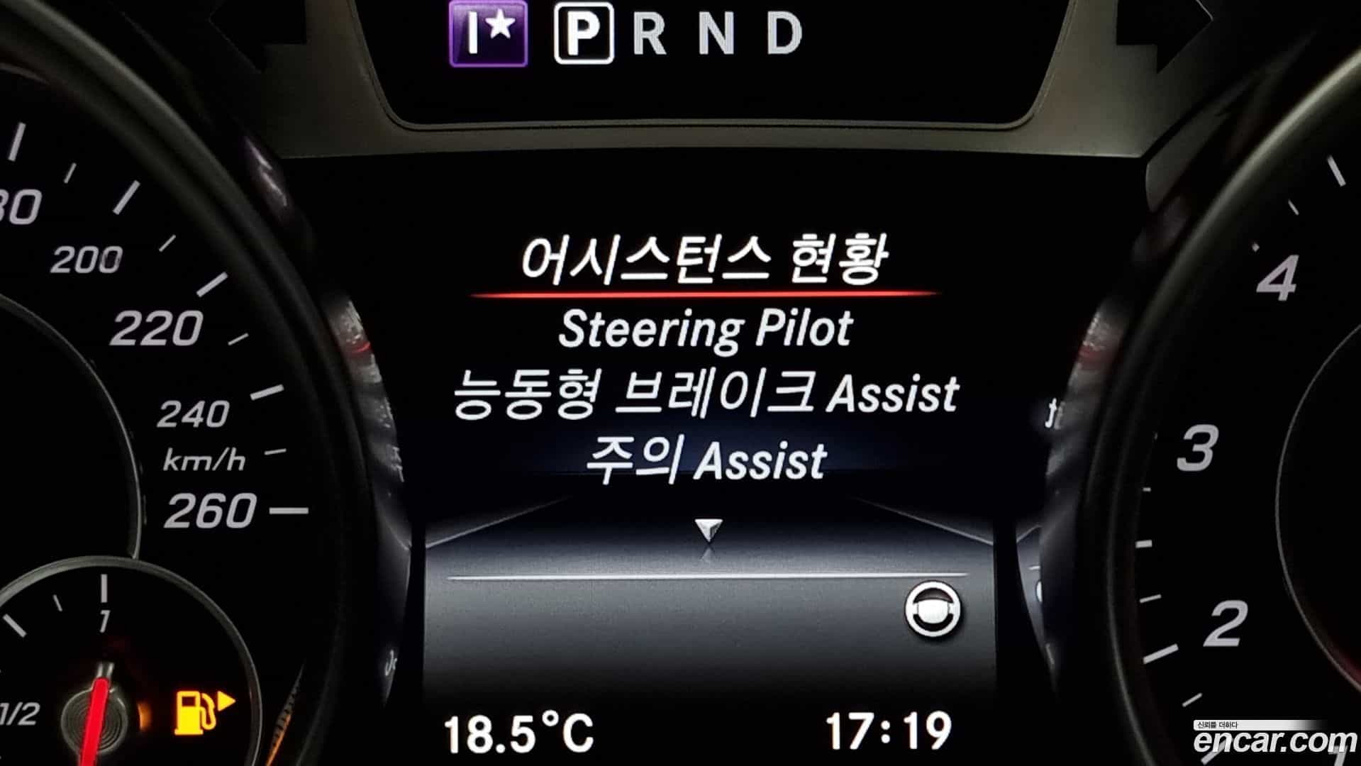 SL-Class Mercedes-Benz 2016.11-OPTION-019