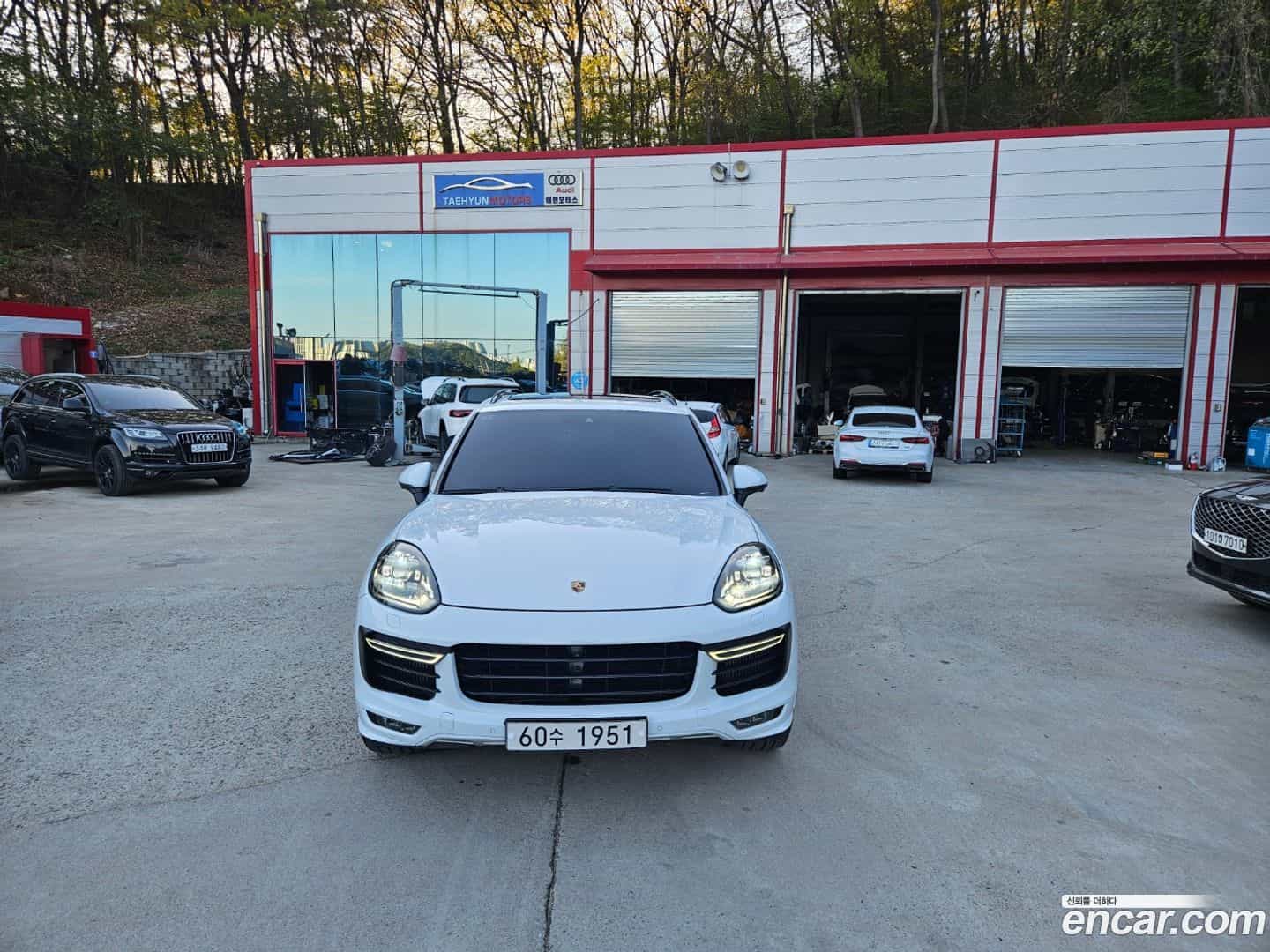 Cayenne Porsche 2018.2-OUTER-001