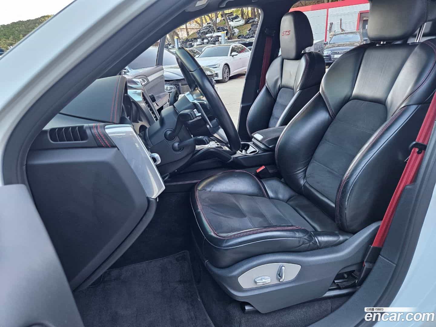 Cayenne Porsche 2018.2-INNER-010
