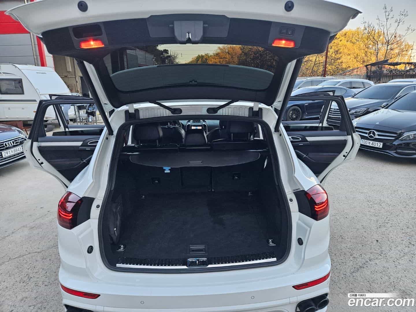 Cayenne Porsche 2018.2-OPTION-019