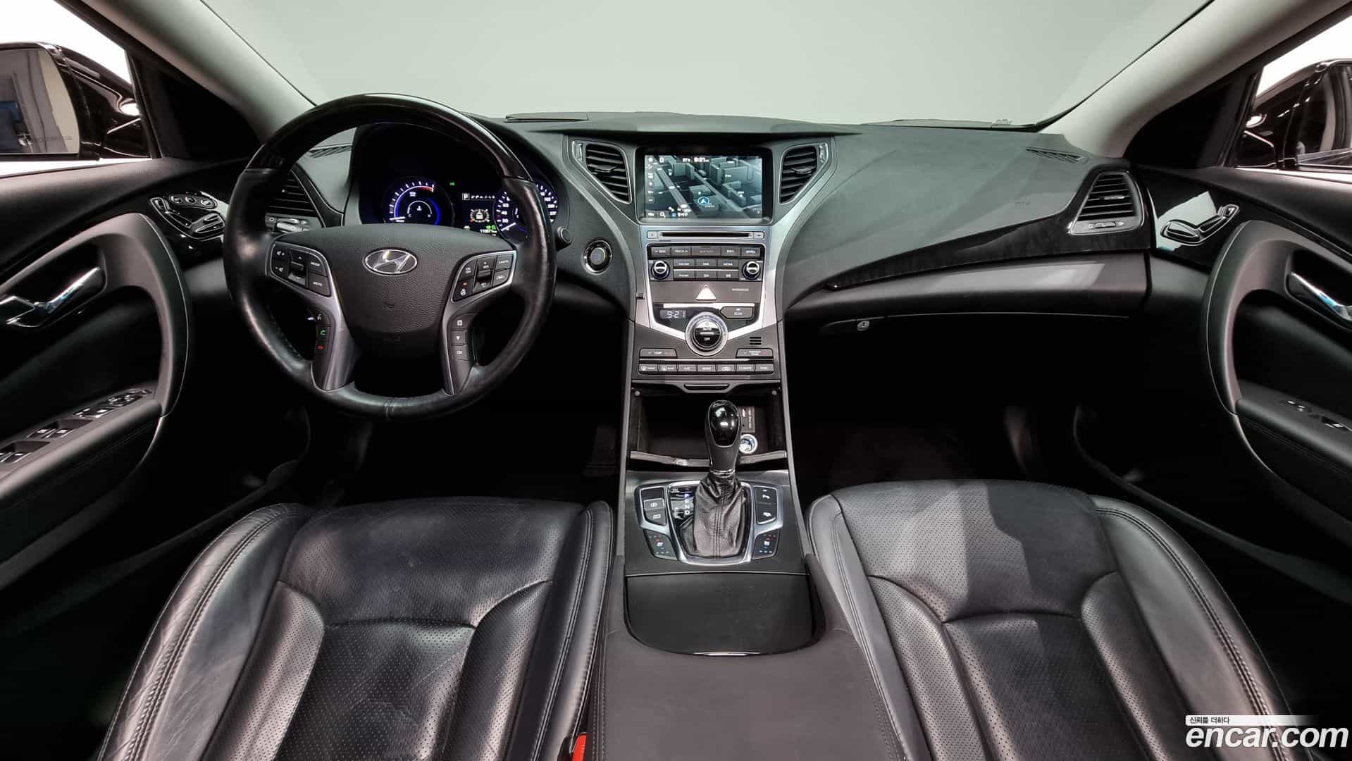 Grandeur Hyundai 2015.0-INNER-007