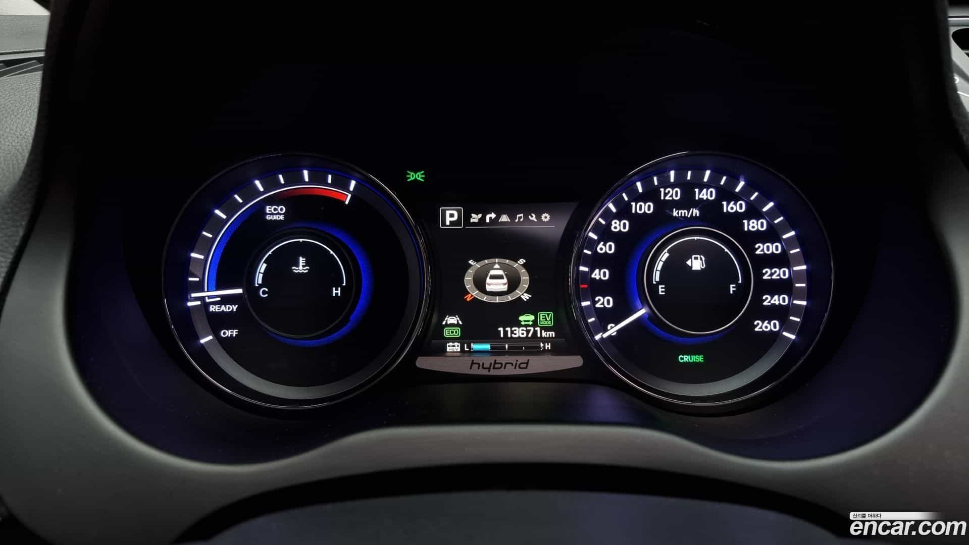 Grandeur Hyundai 2015.0-INNER-008