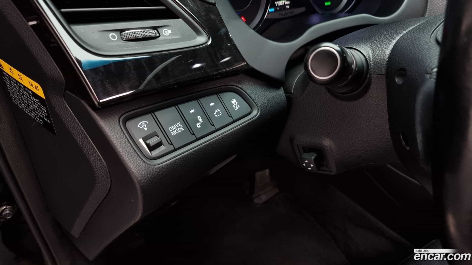 Grandeur Hyundai 2015.0-OPTION-018
