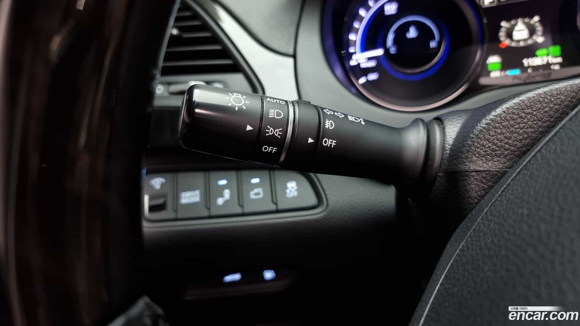 Grandeur Hyundai 2015.0-OPTION-021