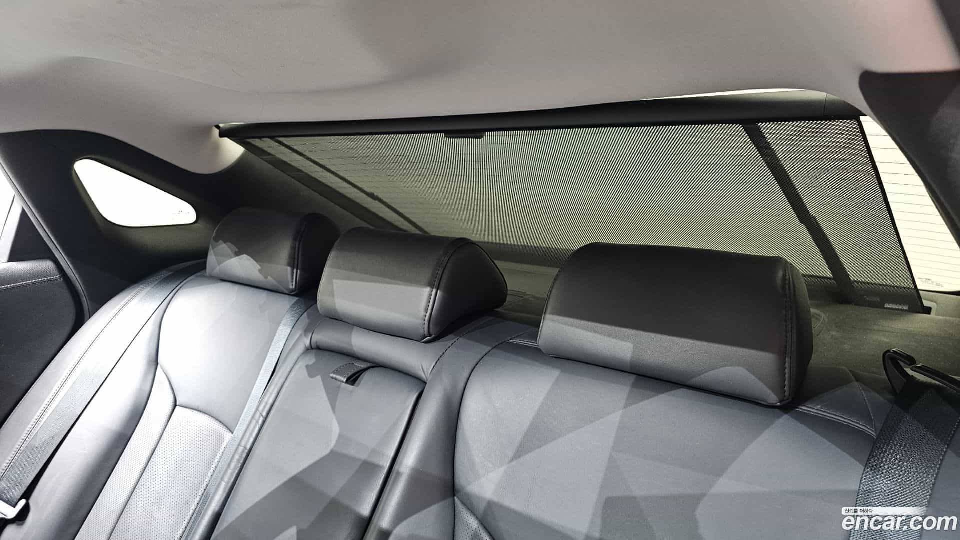 Grandeur Hyundai 2015.0-OPTION-023