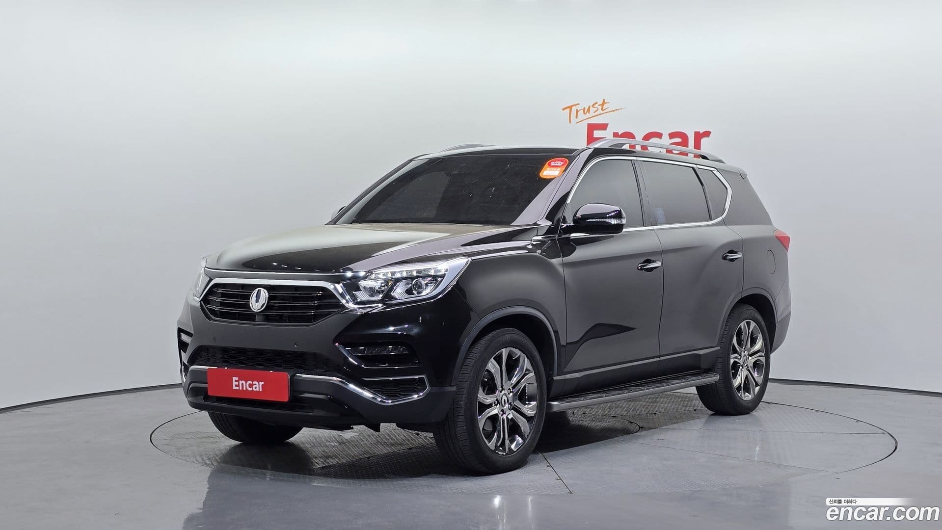 Main__Slider__Photo:Rexton KG Mobility 2017.8-0