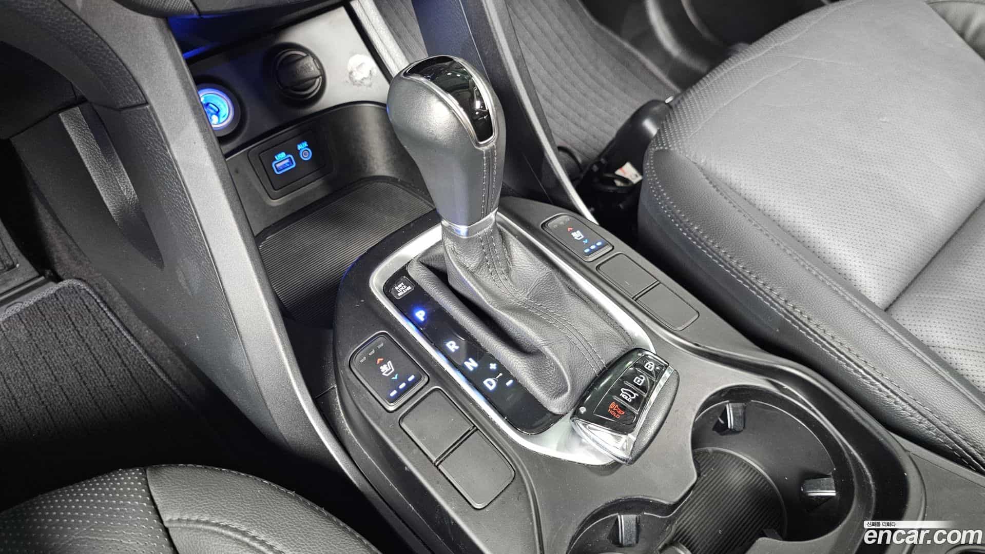 Santafe Hyundai 2016.1-INNER-009