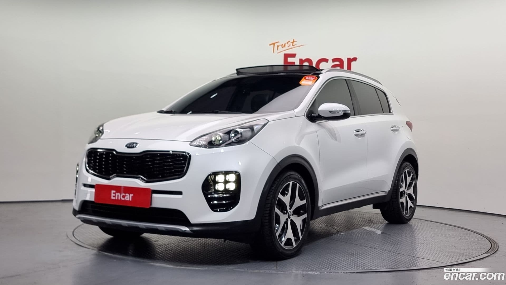 Main__Slider__Photo:Sportage Kia 2015.11-0