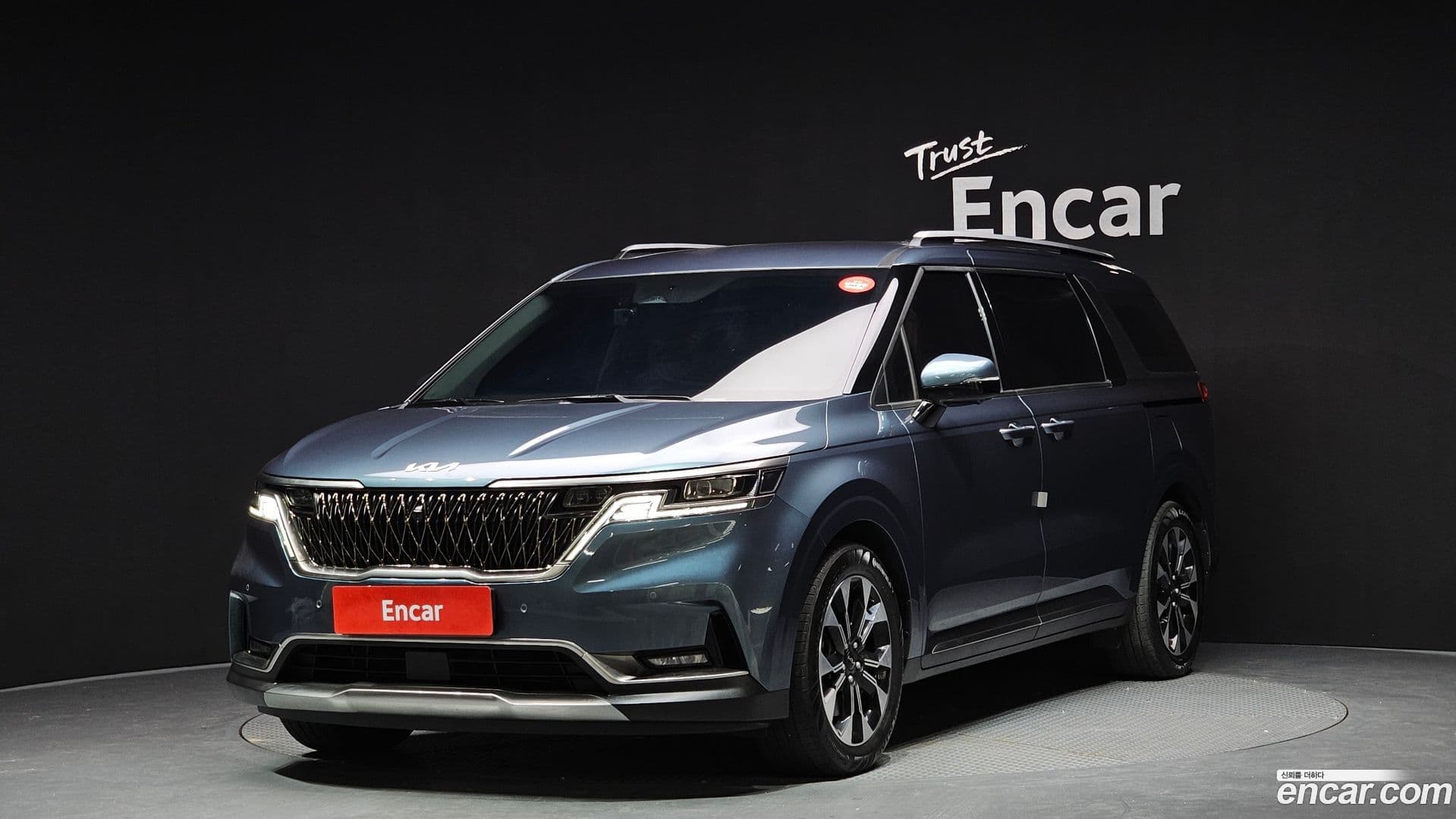 Main__Slider__Photo:Canival Kia 2021.7-0