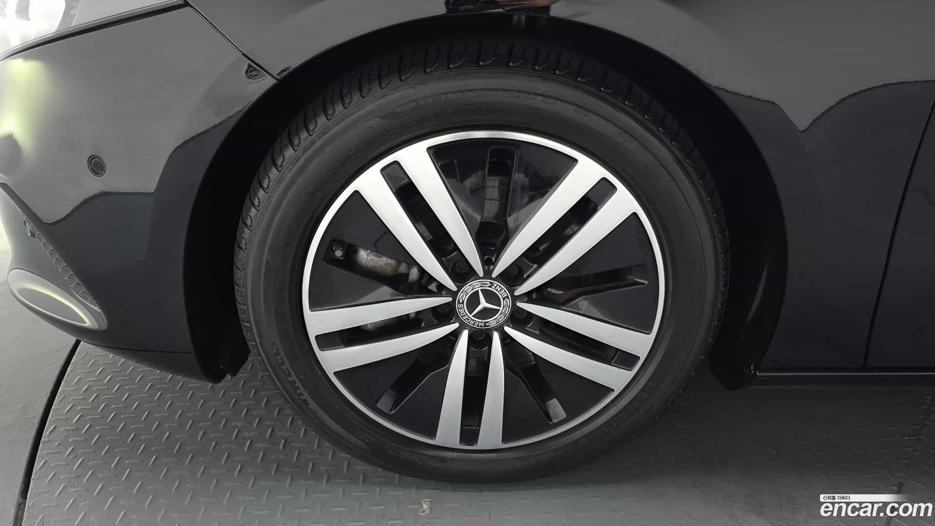 A-Class Mercedes-Benz 2021.3-OUTER-005