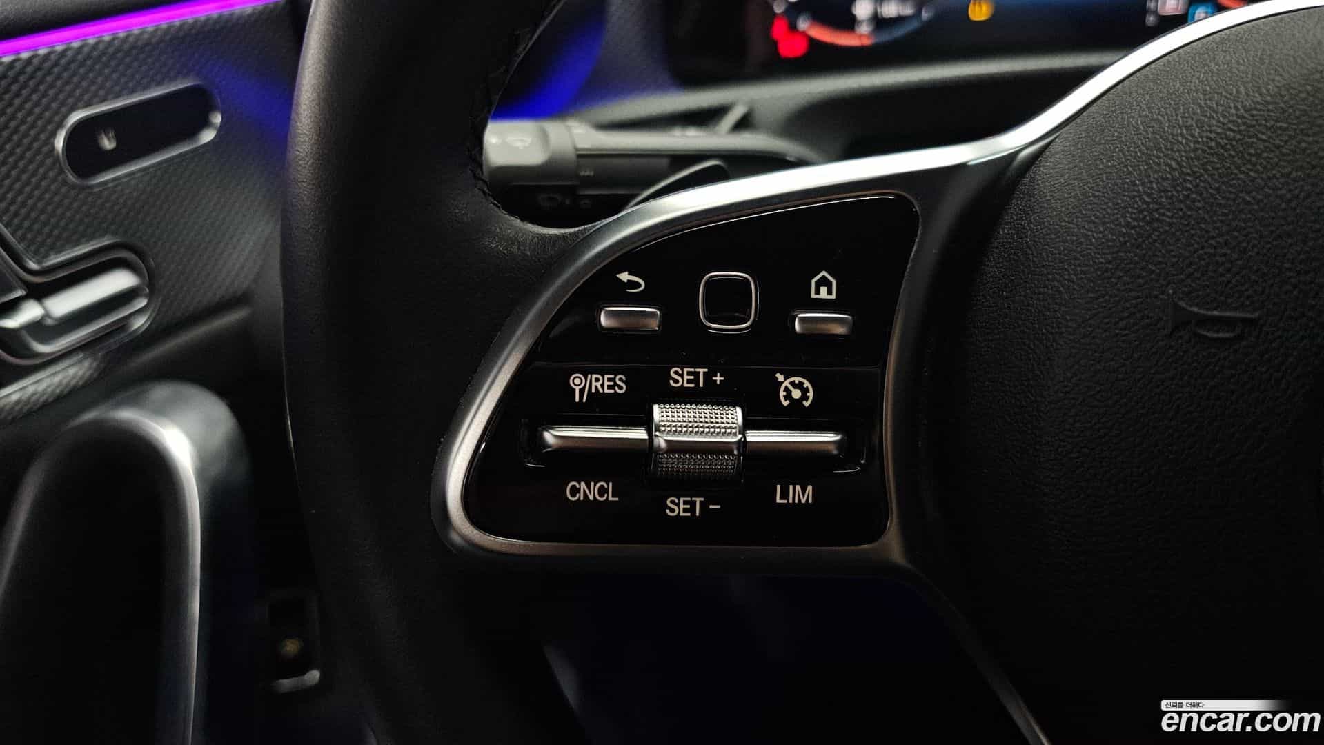 A-Class Mercedes-Benz 2021.3-OPTION-022