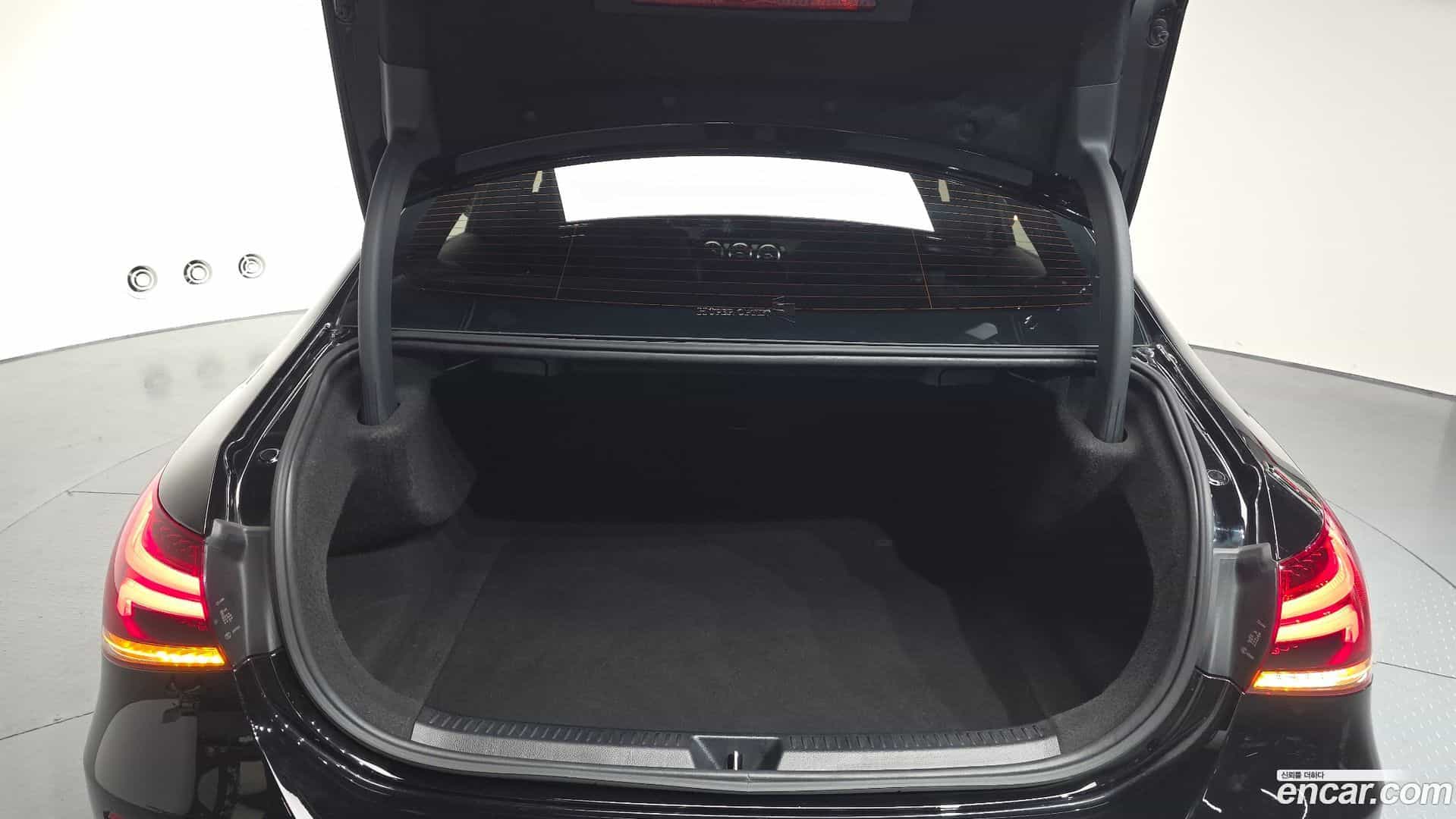 A-Class Mercedes-Benz 2021.3-OPTION-024