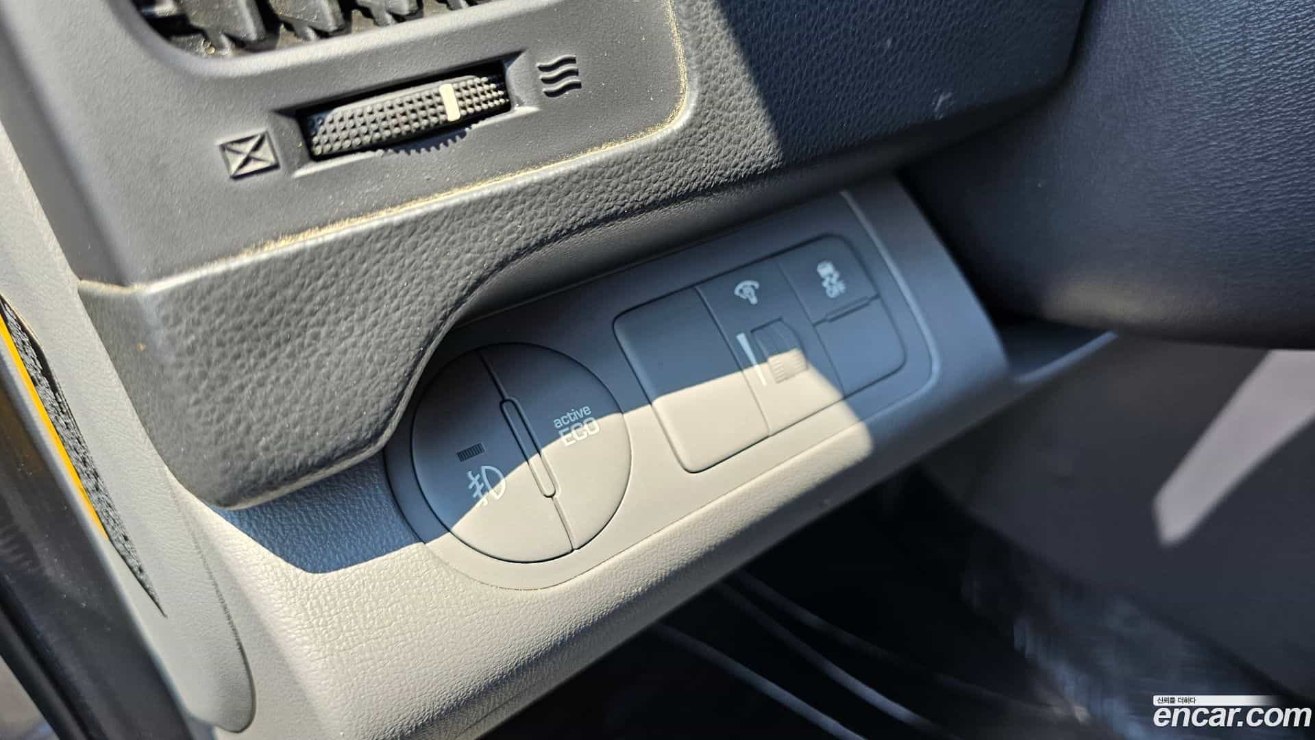 Starex Hyundai 2018.2-OPTION-017