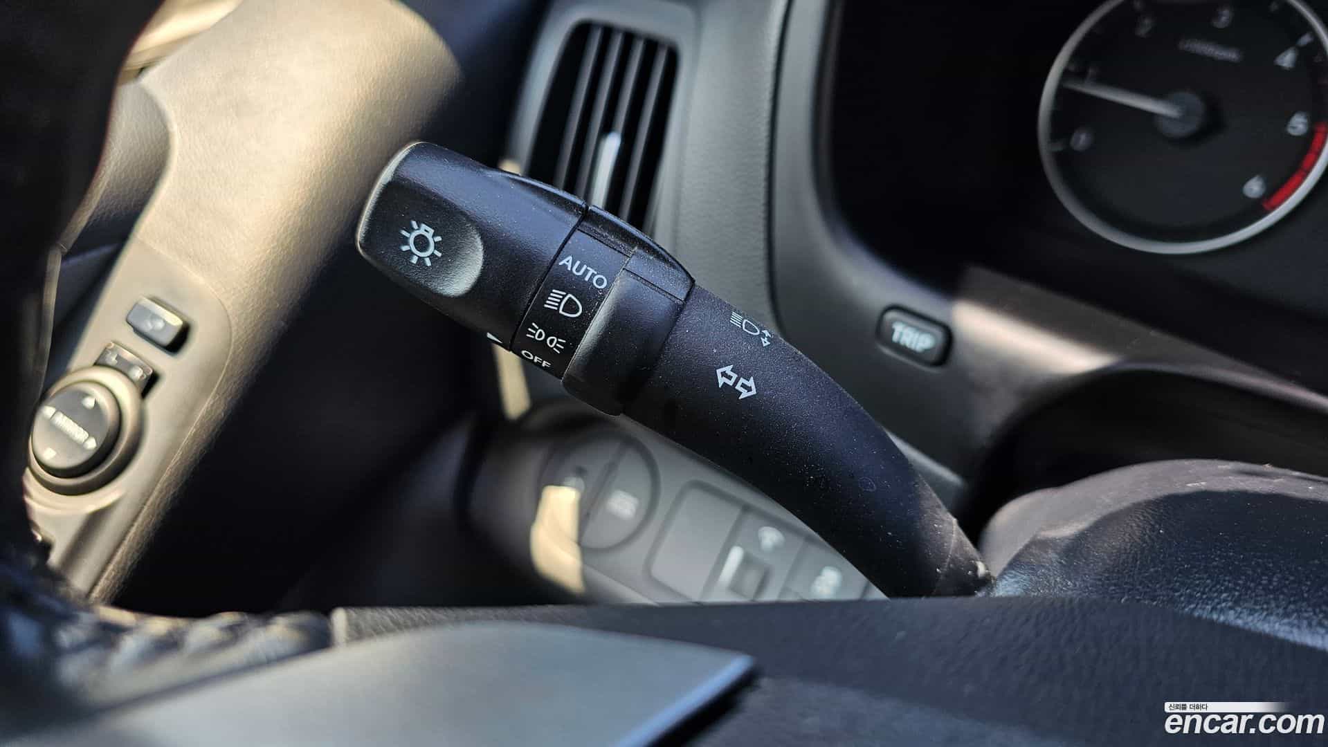 Starex Hyundai 2018.2-OPTION-021