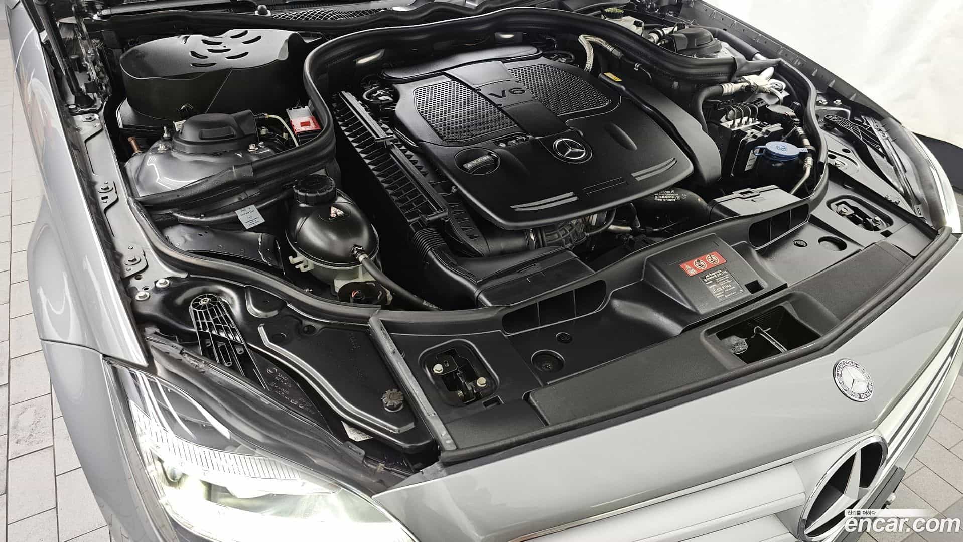 CLS-Class Mercedes-Benz 2012.9-INNER-006