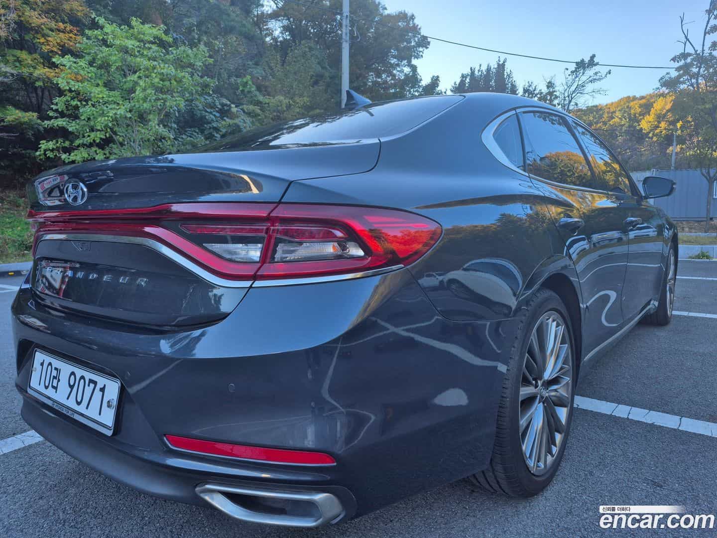 Grandeur Hyundai 2017.3-OUTER-002