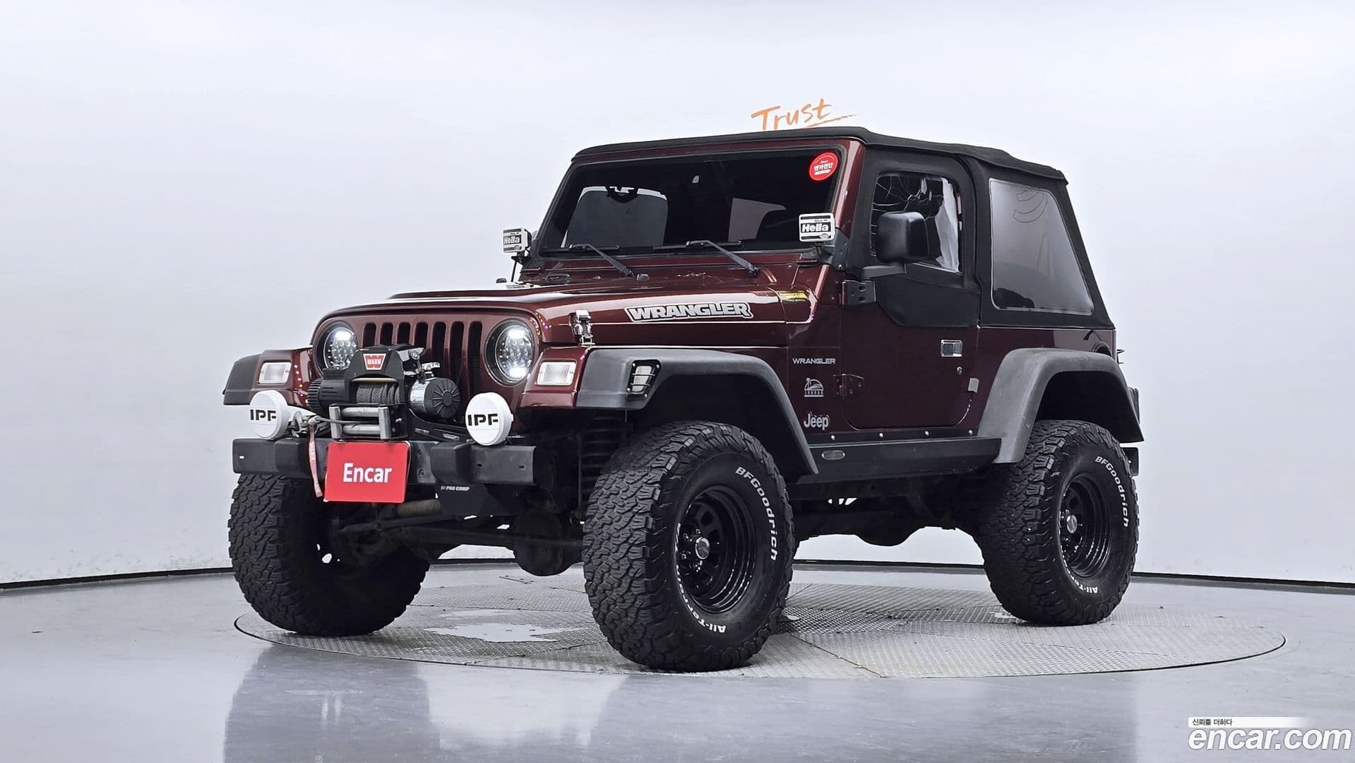 Main__Slider__Photo:Wrangler Jeep 2003.11-0