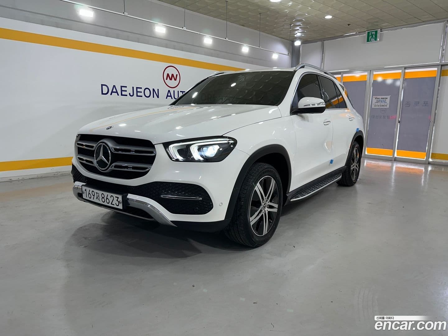 Main__Slider__Photo:GLE-Class Mercedes-Benz 2019.11-0