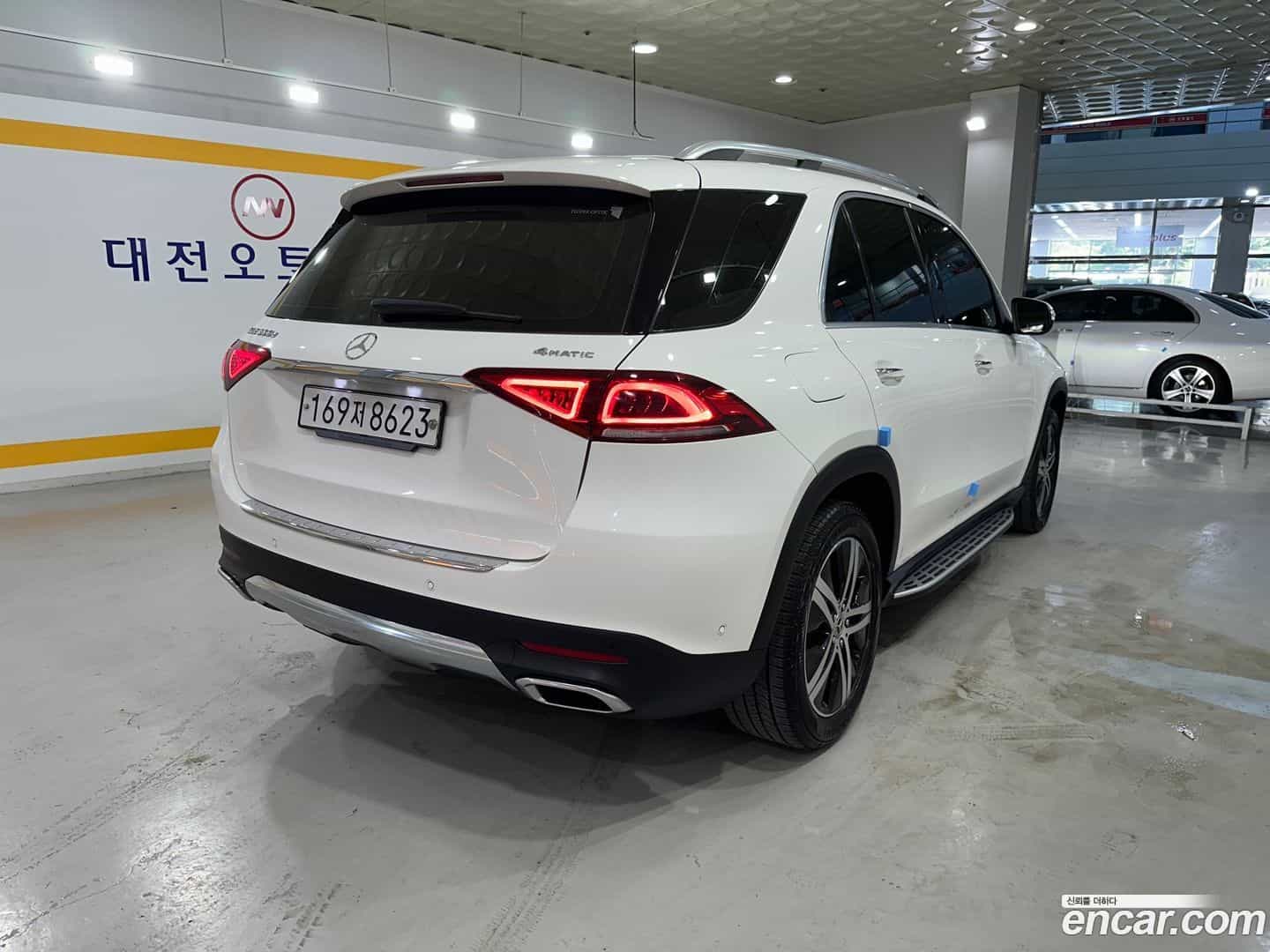 GLE-Class Mercedes-Benz 2019.11-OUTER-005