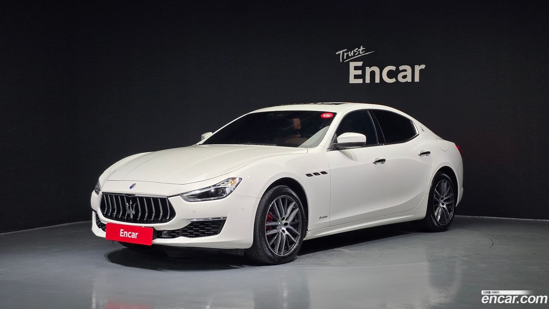 Main__Slider__Photo:Ghibli Maserati 2020.11-0