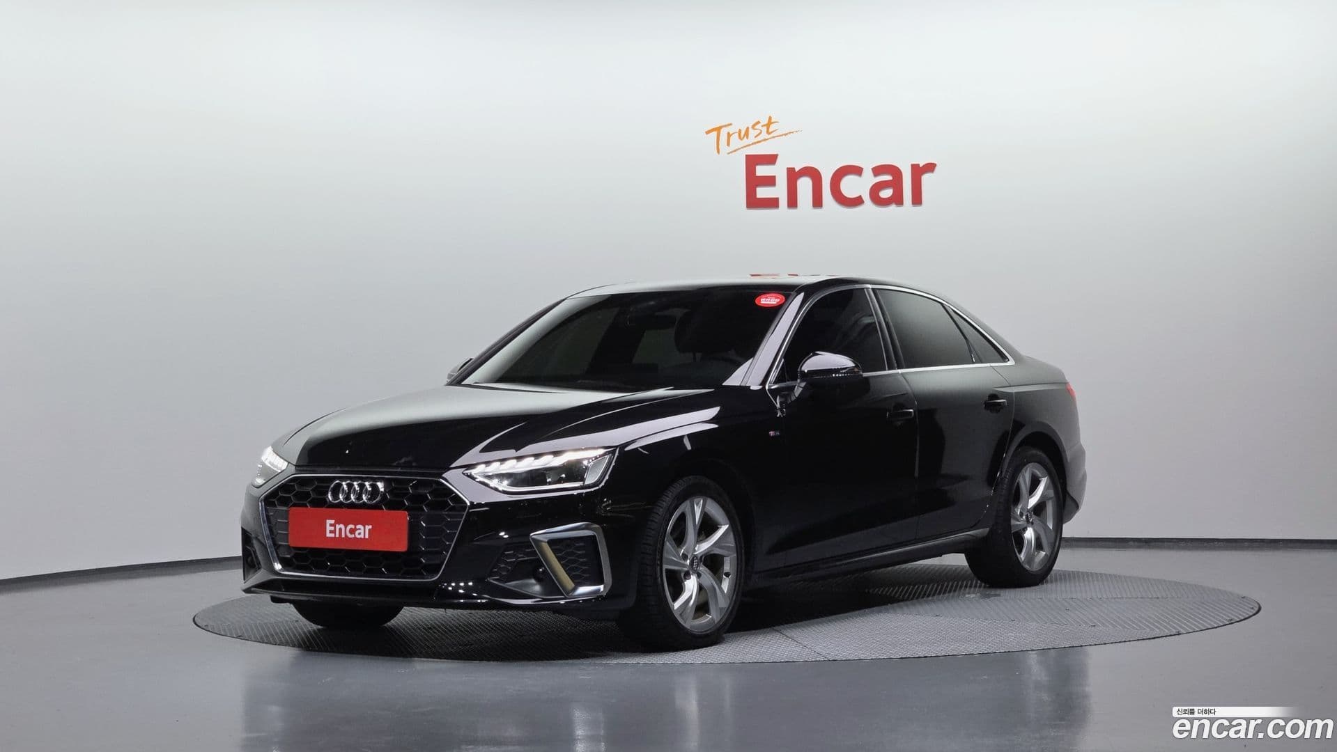 Main__Slider__Photo:A4 Audi 2021.11-0