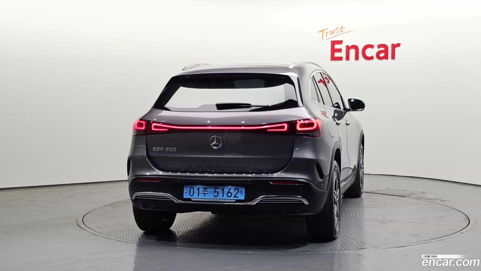 EQA Mercedes-Benz 2024.3-OUTER-004