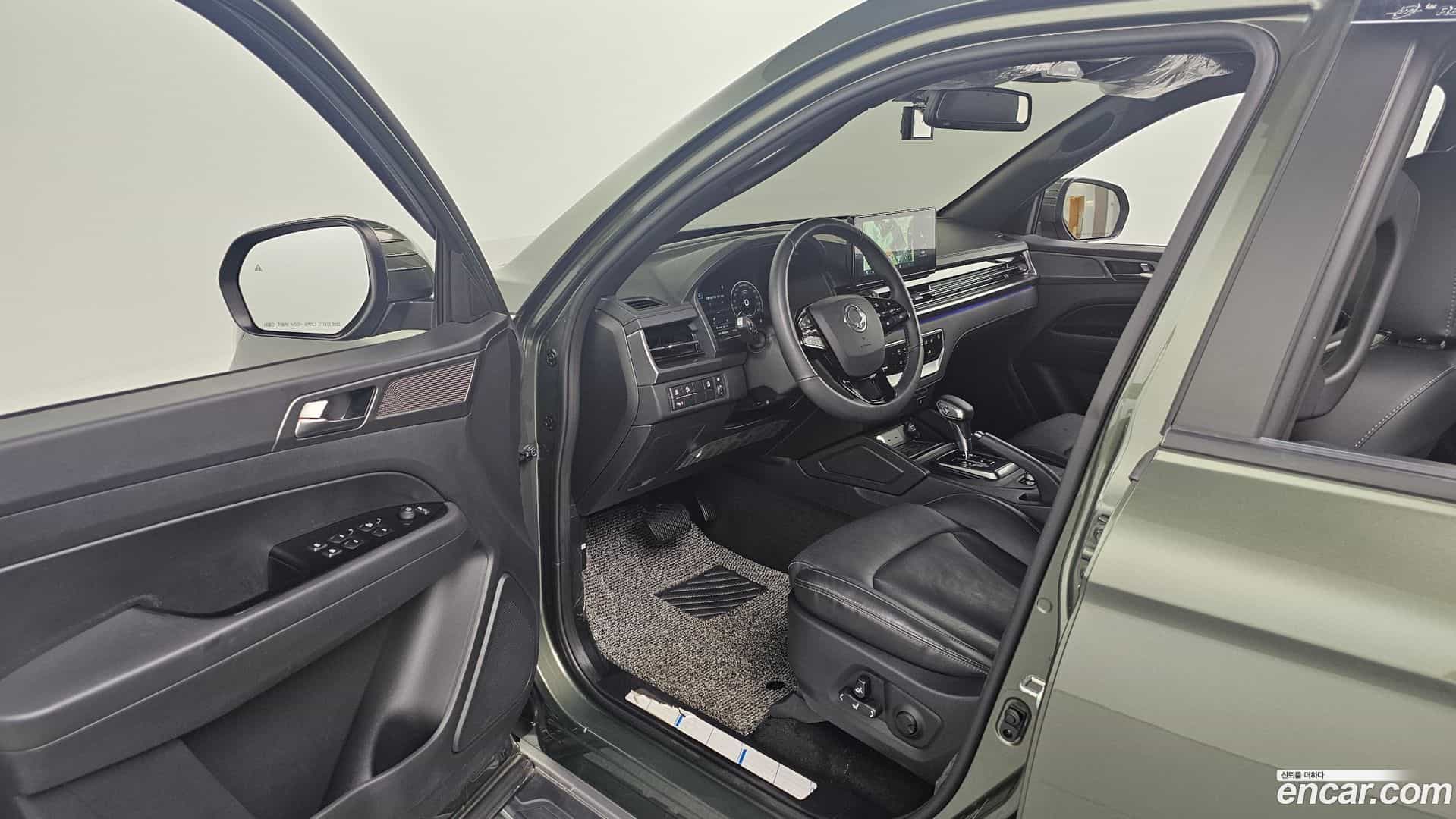 Rexton KG Mobility 2023.6-INNER-010