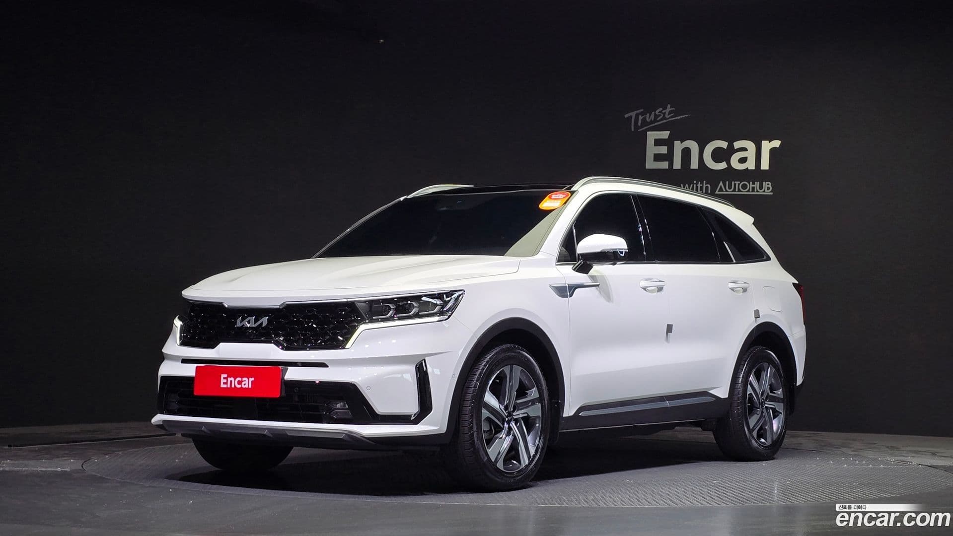 Main__Slider__Photo:Sorento Kia 2023.6-0