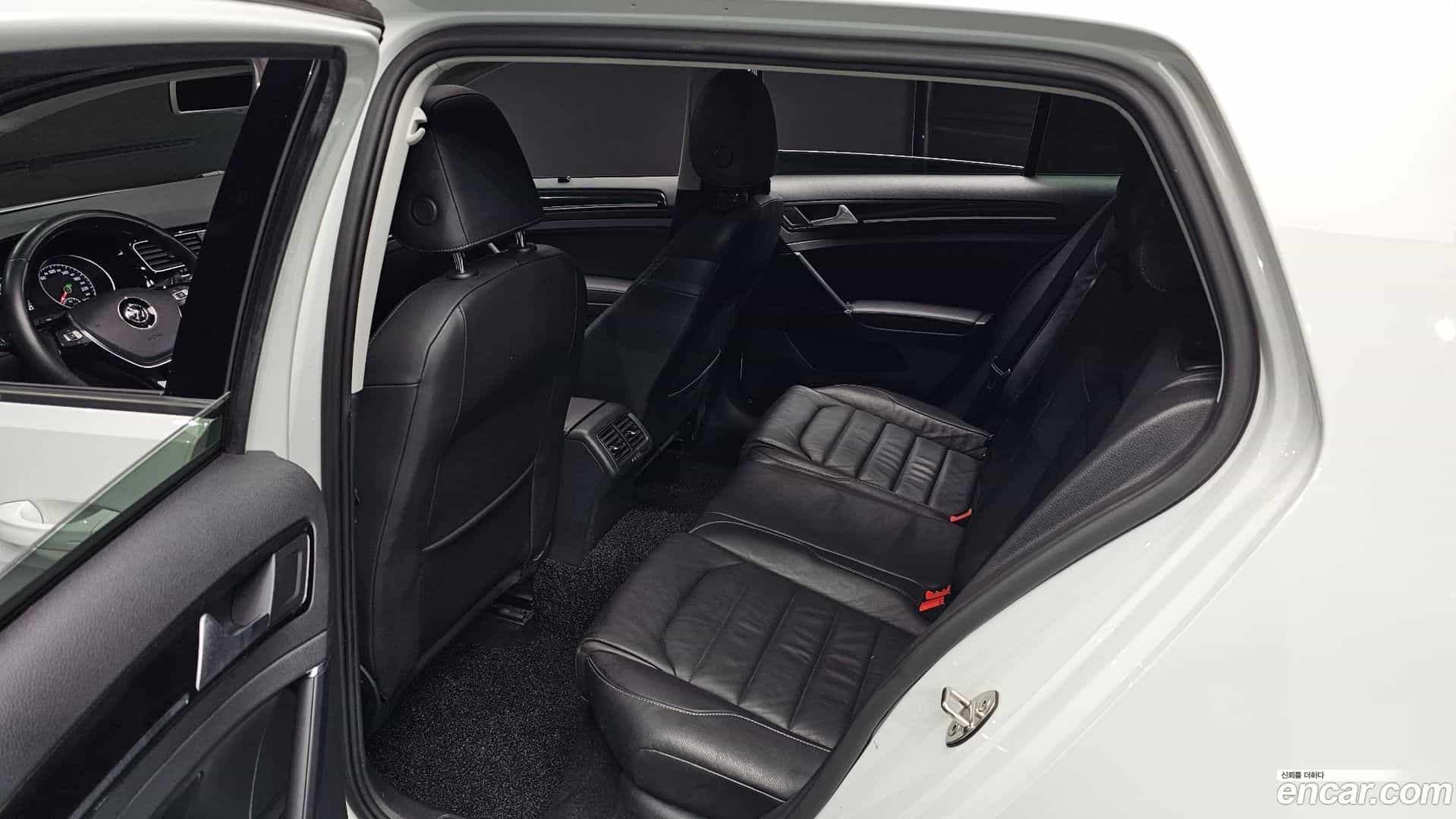 Golf Volkswagen 2015.11-OPTION-16